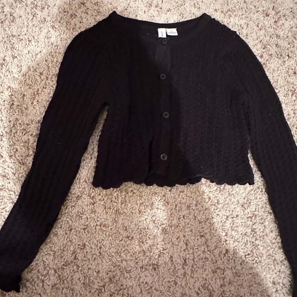 Girls Janie and jack black 3T sweater in perfect condition.